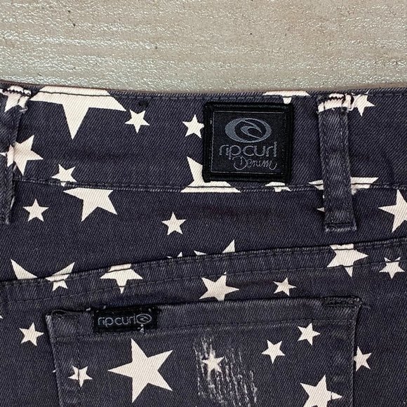 Rip Curl cut off raw hem denim shorts Sz 5 - Picture 4 of 5
